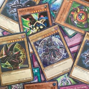 900 Yugioh Cards Will have some duplicates